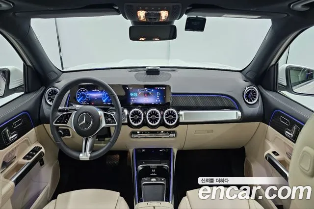 Mercedes-Benz EQB — интерьер
