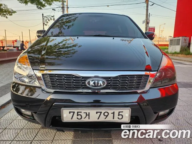 Kia Carnival — экстерьер