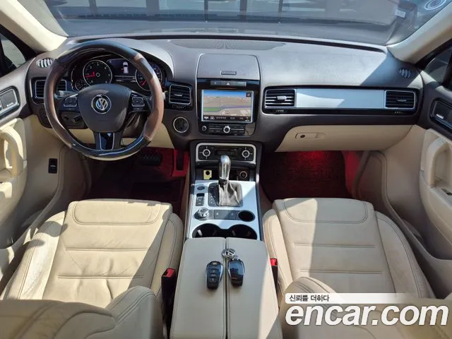 Volkswagen Touareg — интерьер