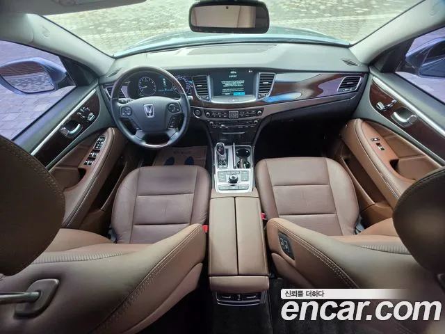 Hyundai Equus
