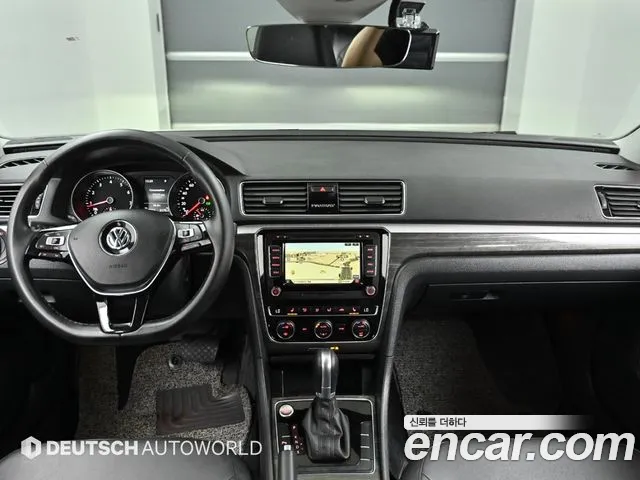 Volkswagen Passat — интерьер