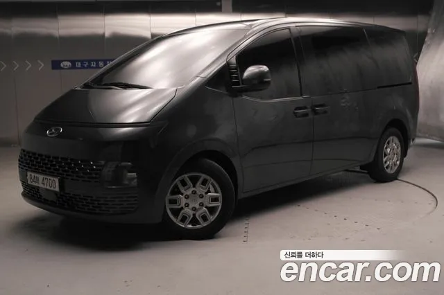 Hyundai Staria