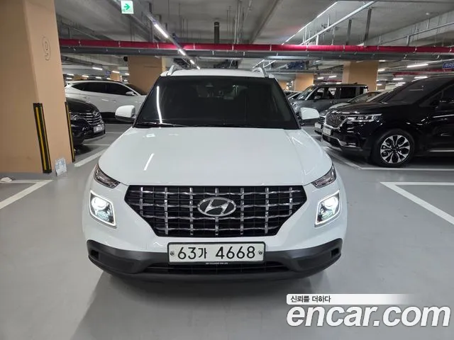 Hyundai Venue