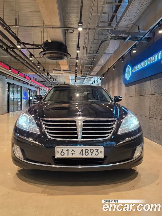 Hyundai Equus