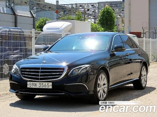 Mercedes-Benz E-класс