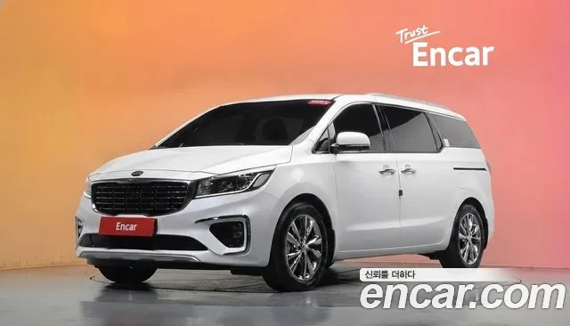 Kia Carnival — экстерьер
