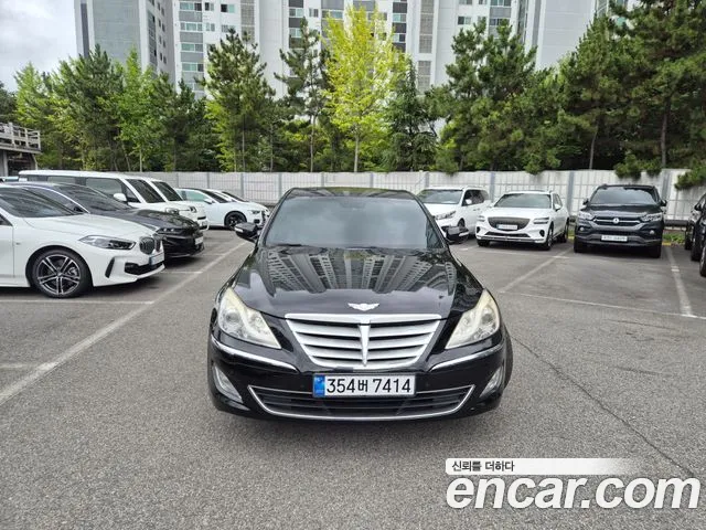 Hyundai Genesis