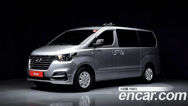 Hyundai Starex