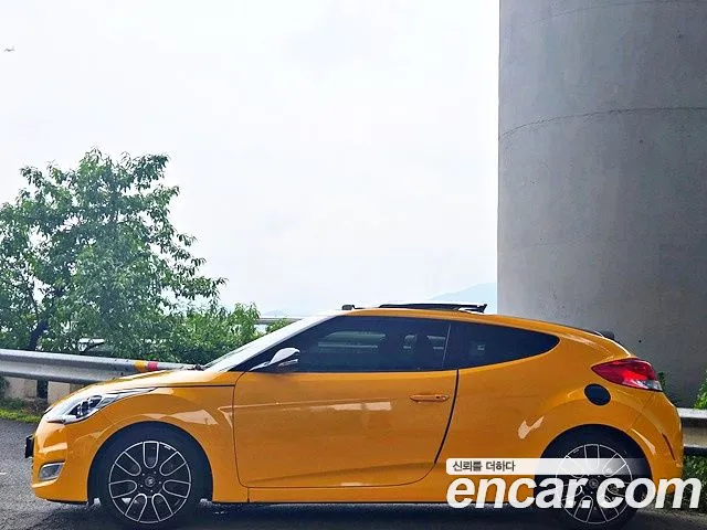 Hyundai Veloster — интерьер