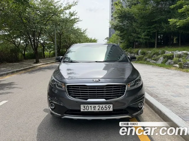 Kia Carnival — экстерьер