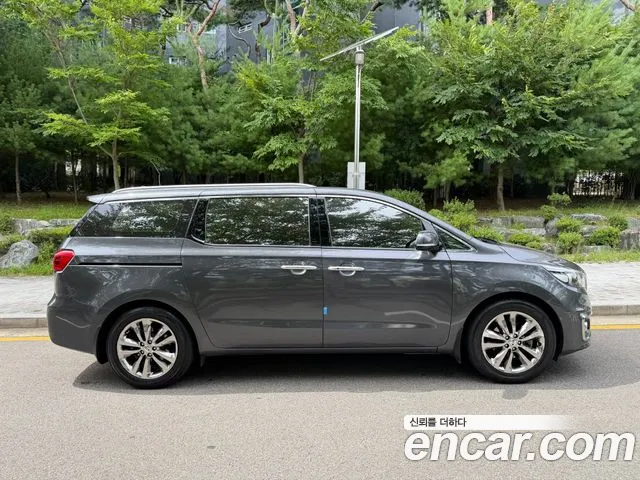 Kia Carnival — интерьер