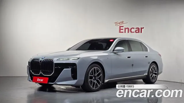 BMW 7 серия