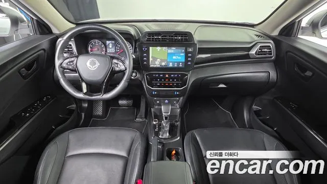 KG Mobility Tivoli — интерьер