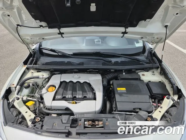 Renault Korea SM3 — интерьер