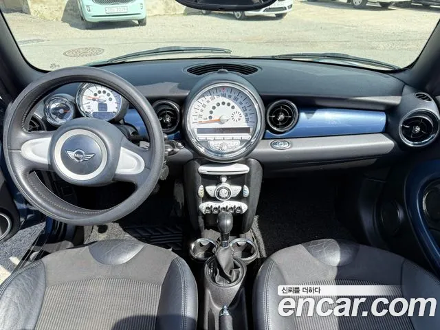MINI Cooper Convertible — интерьер