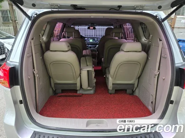 Kia Carnival — интерьер
