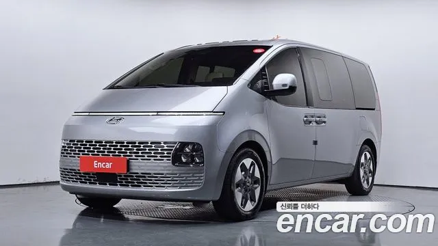 Hyundai Staria