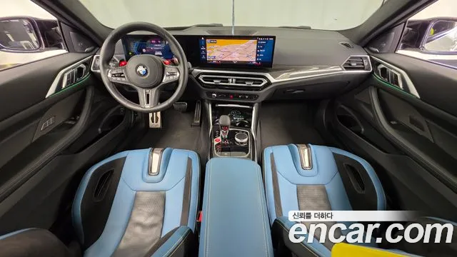 BMW M4 — интерьер