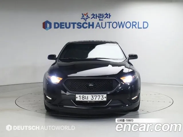 Ford Taurus
