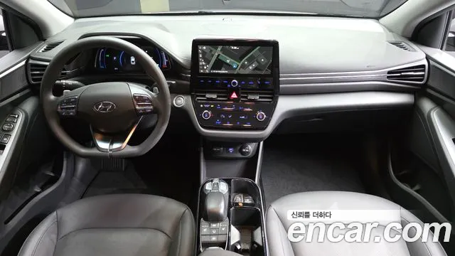 Hyundai Ioniq — интерьер