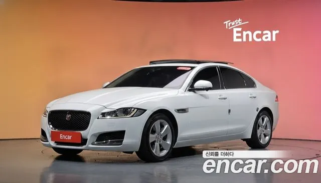 Jaguar XF — экстерьер