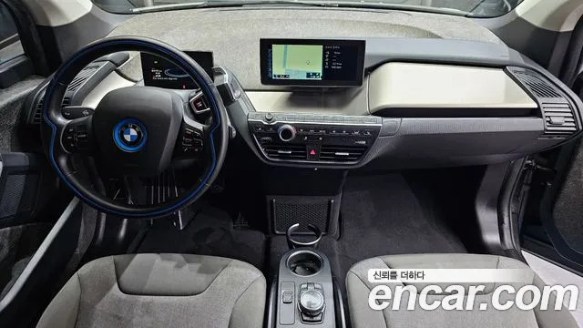 BMW i3 — интерьер