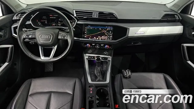 Audi Q3 — интерьер