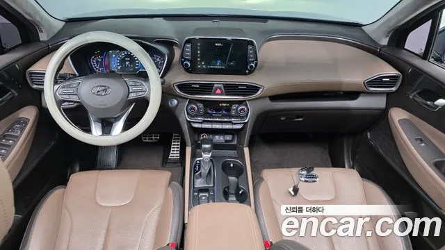 Hyundai Santa Fe — интерьер
