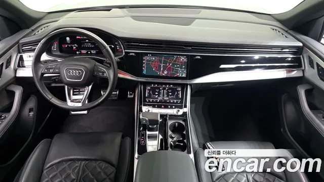 Audi Q8 — интерьер