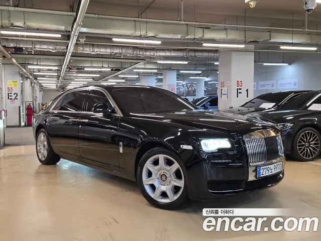 Rolls-Royce Ghost — экстерьер