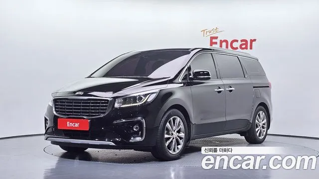 Kia Carnival — экстерьер