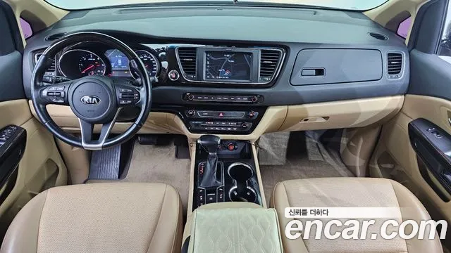 Kia Carnival — интерьер