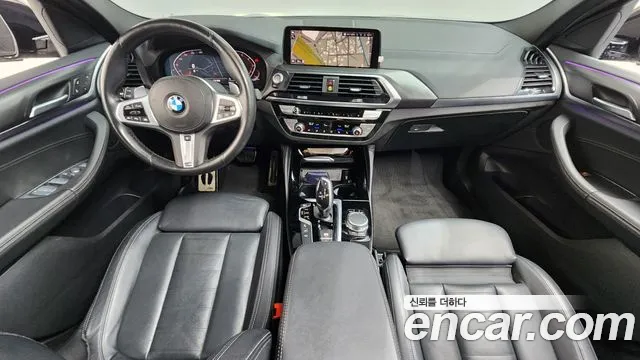 BMW X4 — интерьер