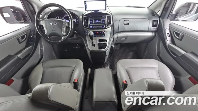 Hyundai Starex — интерьер