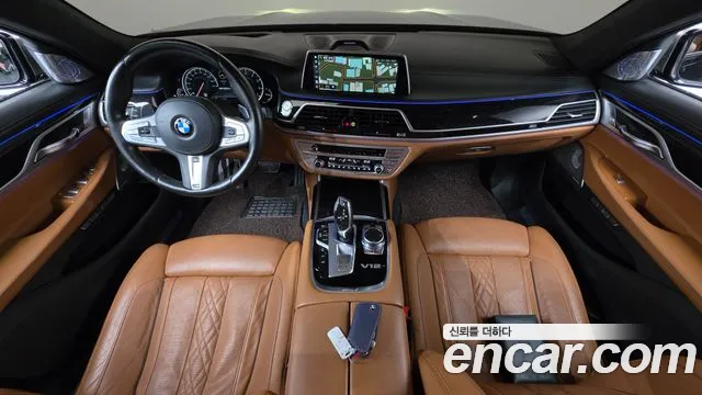 BMW 7 серия — интерьер