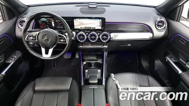 Mercedes-Benz GLB-класс — интерьер