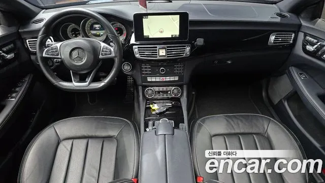 Mercedes-Benz CLS-класс — интерьер