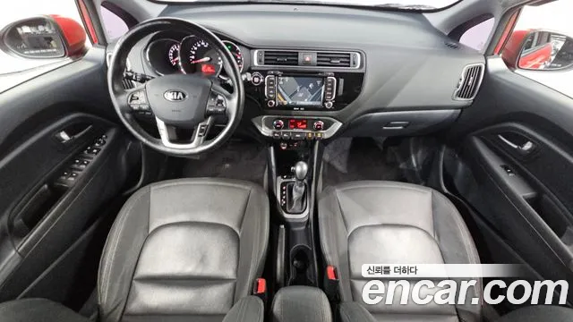 Kia Pride — интерьер