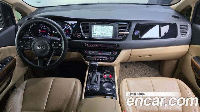 Kia Carnival — интерьер