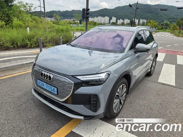 Audi Q4 e-tron — экстерьер
