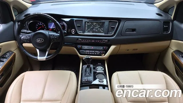 Kia Carnival — интерьер