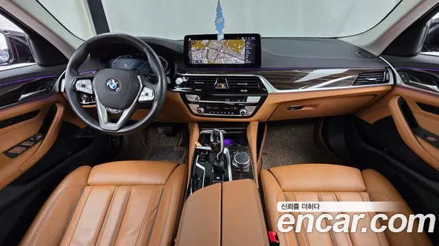 BMW 5 серия — интерьер