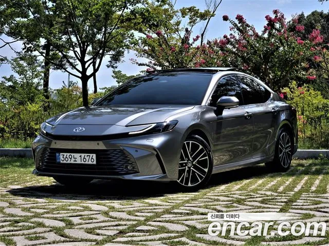 Toyota Camry — экстерьер