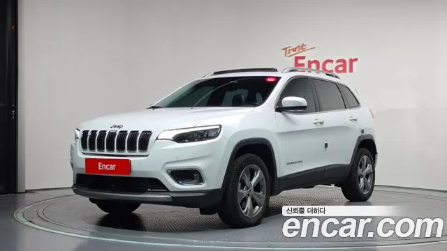 Jeep Cherokee — экстерьер