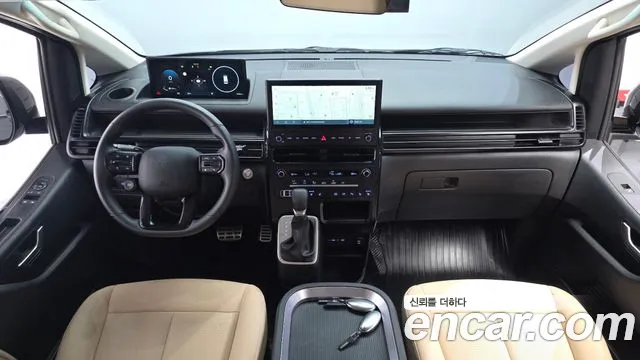 Hyundai Staria — интерьер