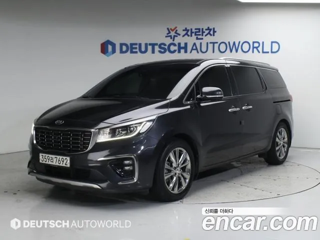 Kia Carnival — экстерьер