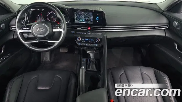 Hyundai Elantra — интерьер