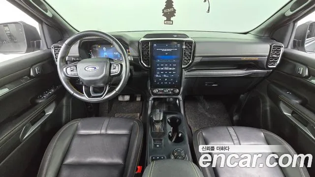 Ford Ranger — интерьер
