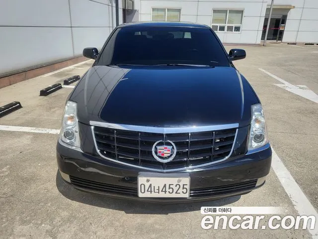 Cadillac DTS — экстерьер