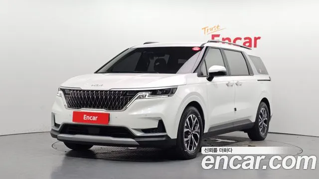 Kia Carnival — экстерьер